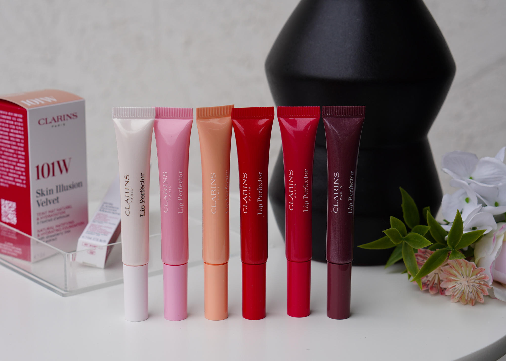 Lip Gloss Multifungsi: CLARINS Lip Perfector Embellisseur Lèvres