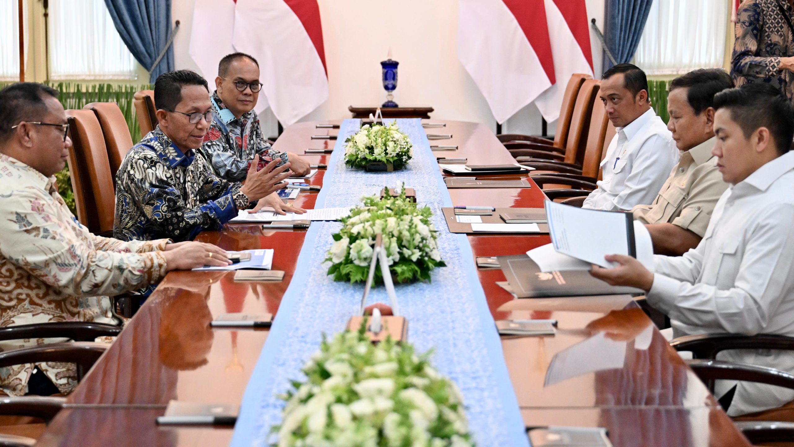 prabowo-subianto-dorong-investasi-di-batam-dengan-penyesuaian-regulasi